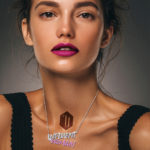 INFLUENT WOMAN Necklace